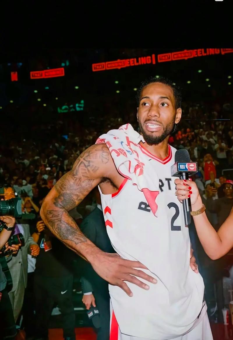 同曦新秀连续打出高光（同曦新秀连场闪耀）