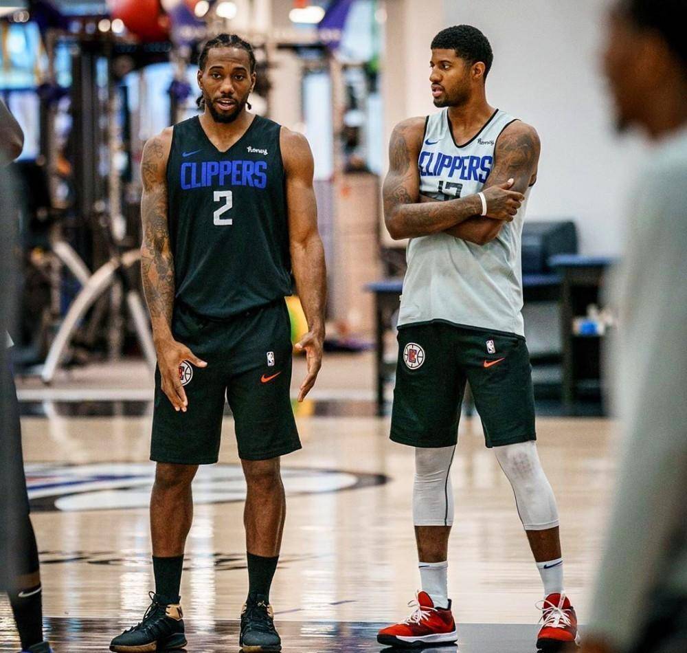 北马其顿新一期大名单：埃尔马斯领衔，英博外援阿利米在列（北马其顿公布新一期国家队名单：埃尔马斯挂帅，英博外援阿利米入选）