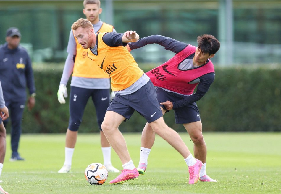 麦克托米奈：尤文很优秀，但那不勒斯得继续提升达到更高高度（麦克托米奈：尤文很强，那不勒斯仍需持续提升以达到更高水平）