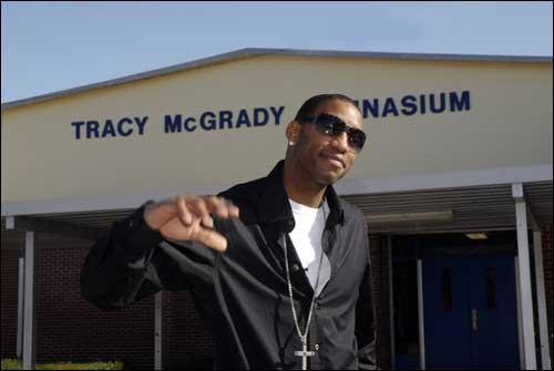 谁给了球迷“训话”的权力？（谁赋予了球迷“训话”的资格？）